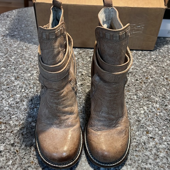 Free people high heel, leather booties. - Picture 2 of 7